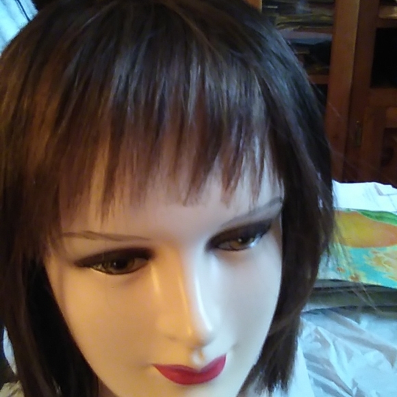 Ladies wig - Picture 3 of 8